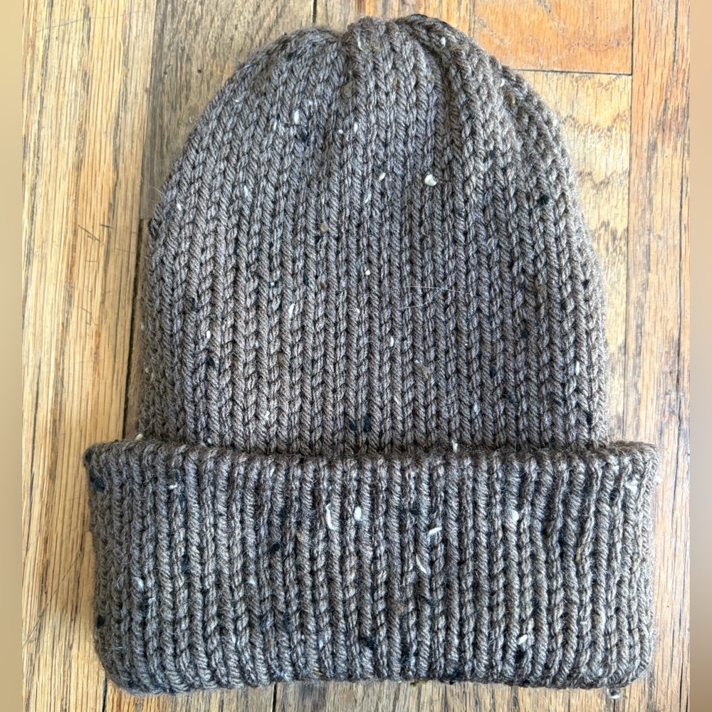 Brown speckled beanie hat